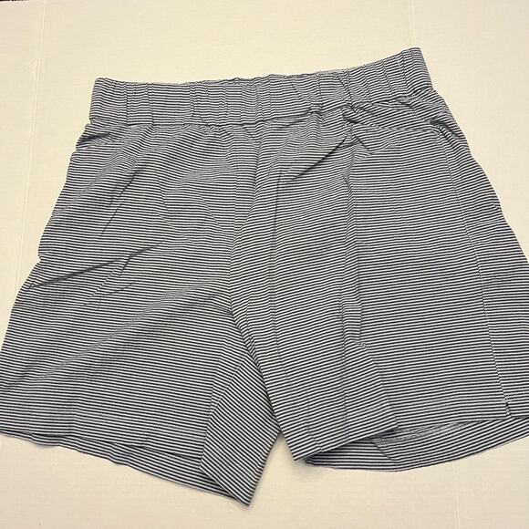 Orvis Seersucker Shorts - Picture 1 of 4